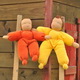 Moyen doudou jaune, il mesure 30 cm